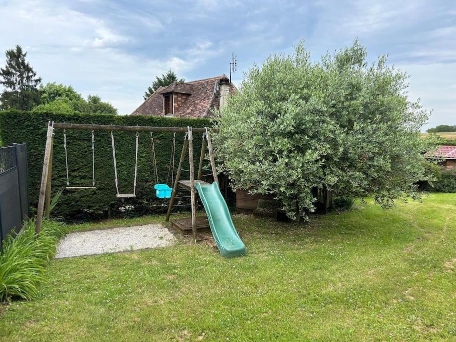 Vila Un Havre De Paix Au Perigord Anlhiac Exteriér fotografie